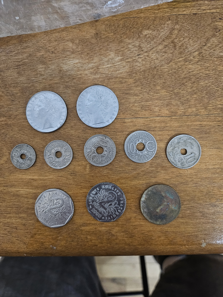 FOREIGN COINS - photo 2
