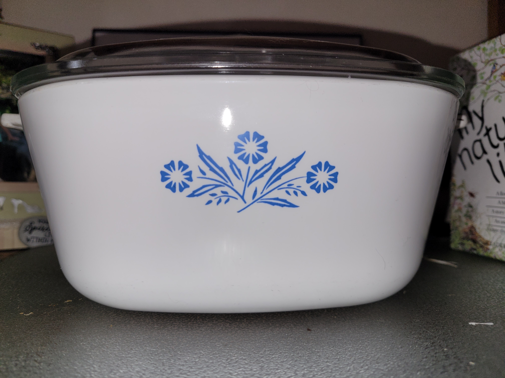 Corning Ware Cornflower 10 Cup Casserole Dish