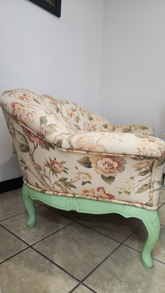Floral Loveseat Sofa - photo 2