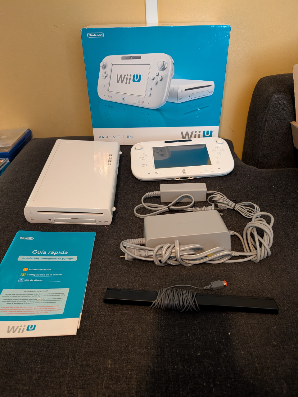 Nintendo Wii U Basic Set 8GB White