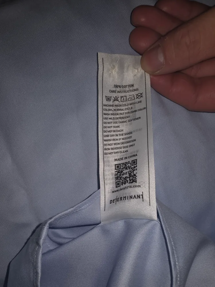 Brand New Men's Non-Iron light blue dress shirt(Size L) image indicator(6)