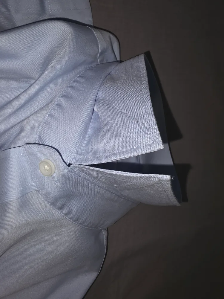 Brand New Men's Non-Iron light blue dress shirt(Size L) image indicator(8)