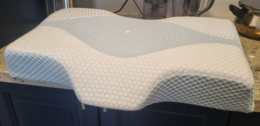 Side Sleeper Contour Memory Foam Pillow