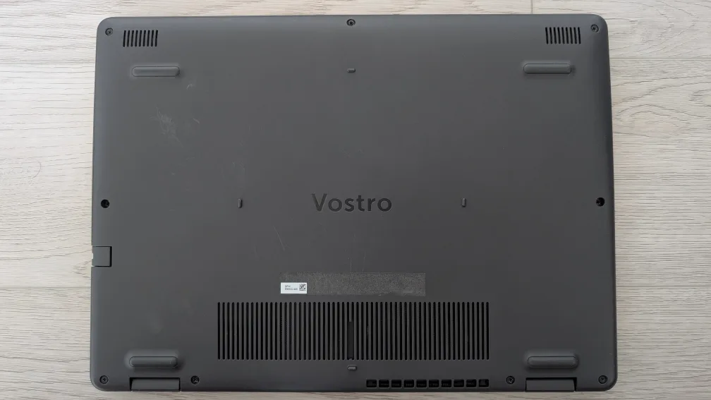 Dell Vostro 14 3000 Laptop - Great Condition! image indicator(3)