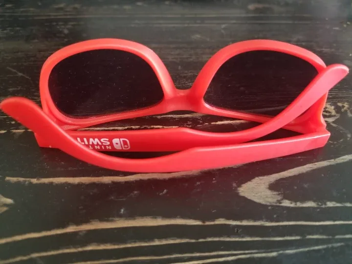 Nintendo Switch Sunglasses Red Like New thumbnail
