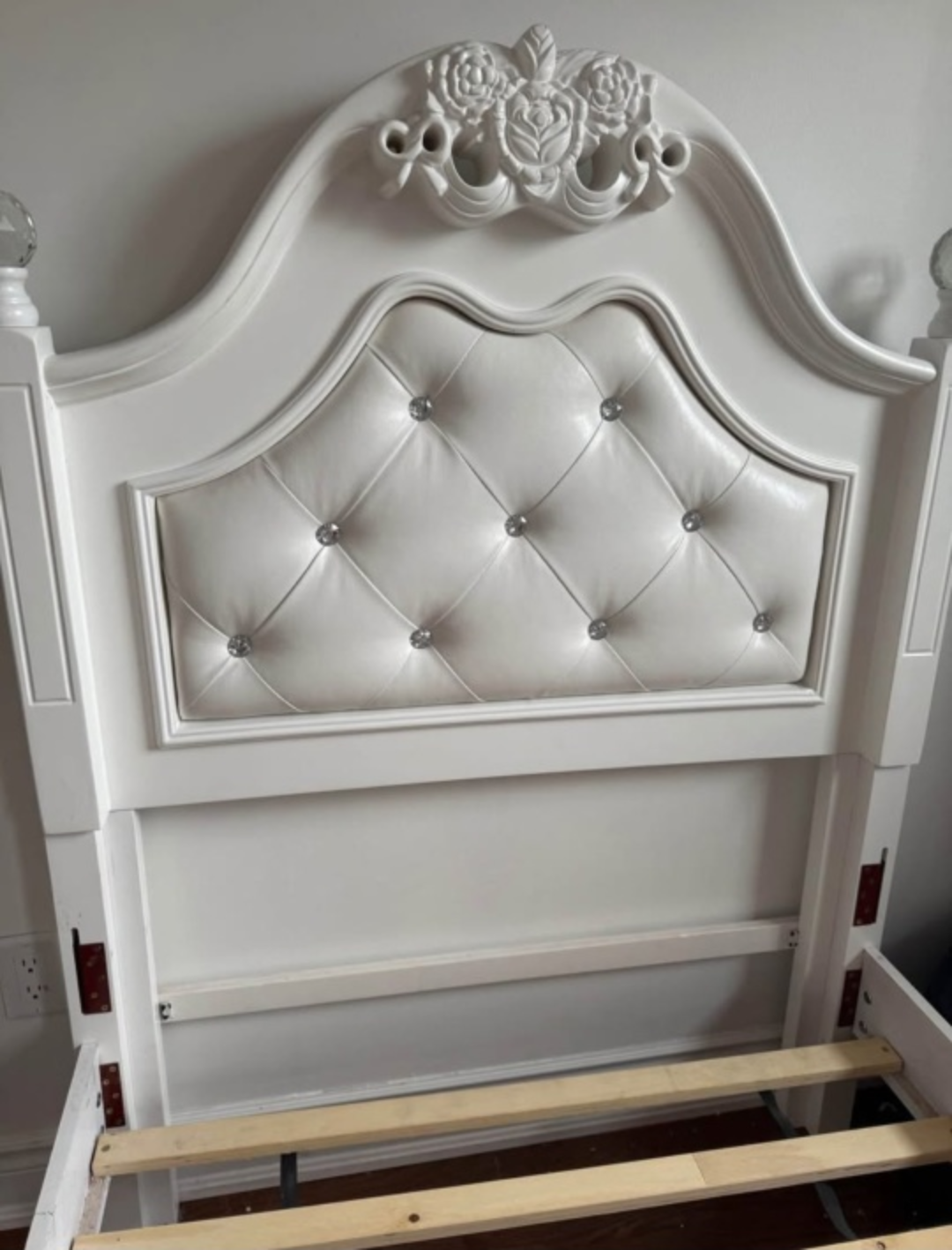 Twin size bed frame - photo 3