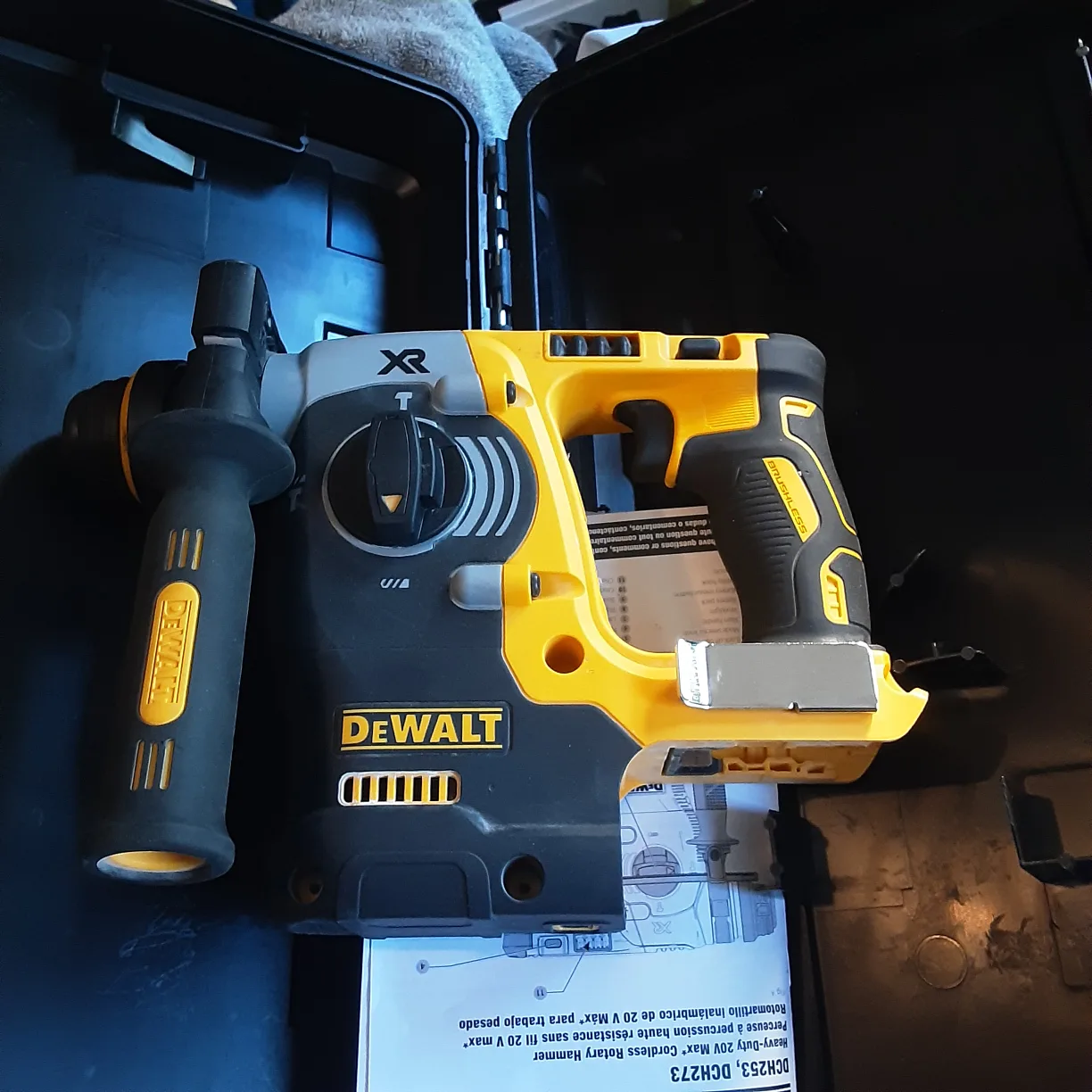 DeWalt 20V Max Cordless Rotary Hammer thumbnail