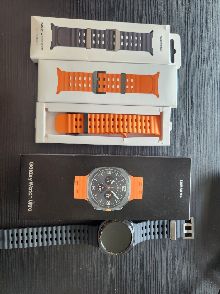 Samsung Galaxy Watch Ultra SM-L705F + Straps