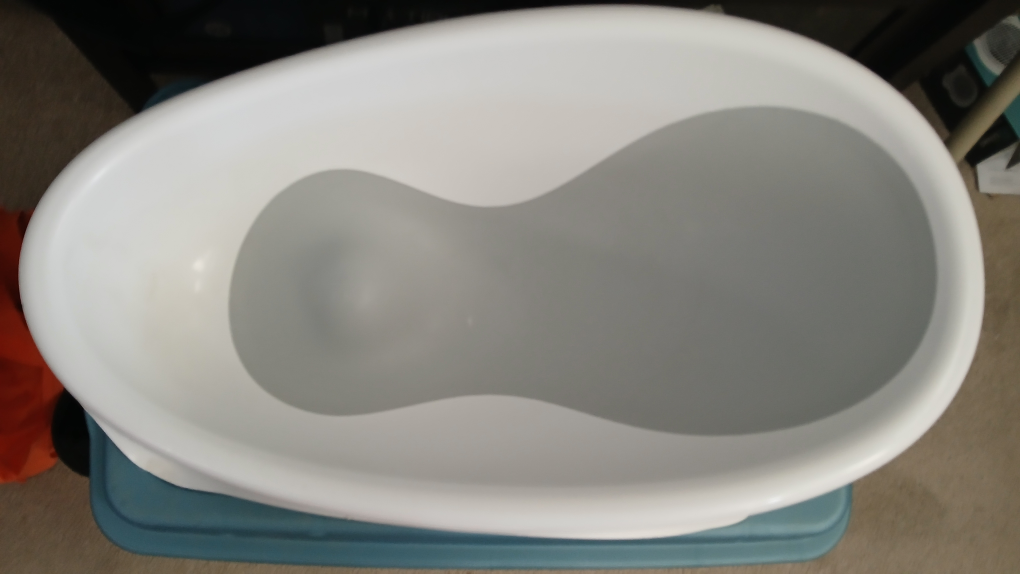 🥕Baby bathtub - Lightly used - $15 Firm🥕