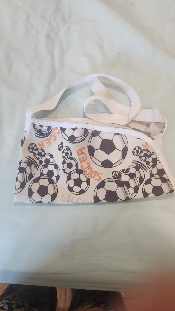 Mansfield Child's Arm Sling - Soccer Pattern image indicator(2)