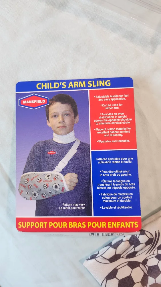 Mansfield Child's Arm Sling - Soccer Pattern image indicator(4)