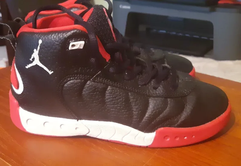 Jordan Jumpman 12 Black/Red Shoes thumbnail