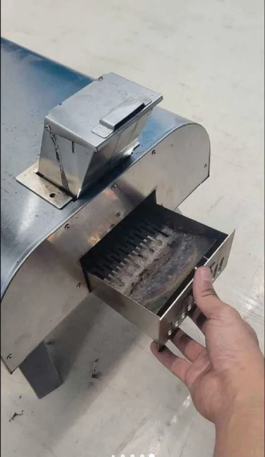 Bighorn Outdoors Pizza Oven image indicator(10)