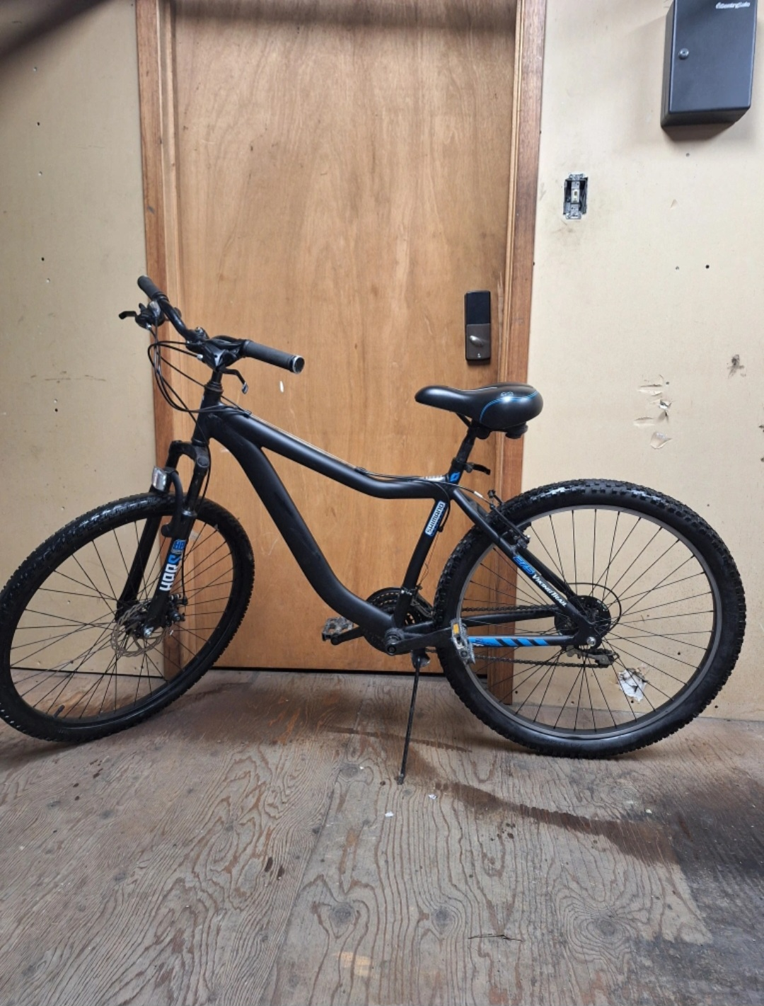 Viking Trail 27.5 Mountain Bike - Black