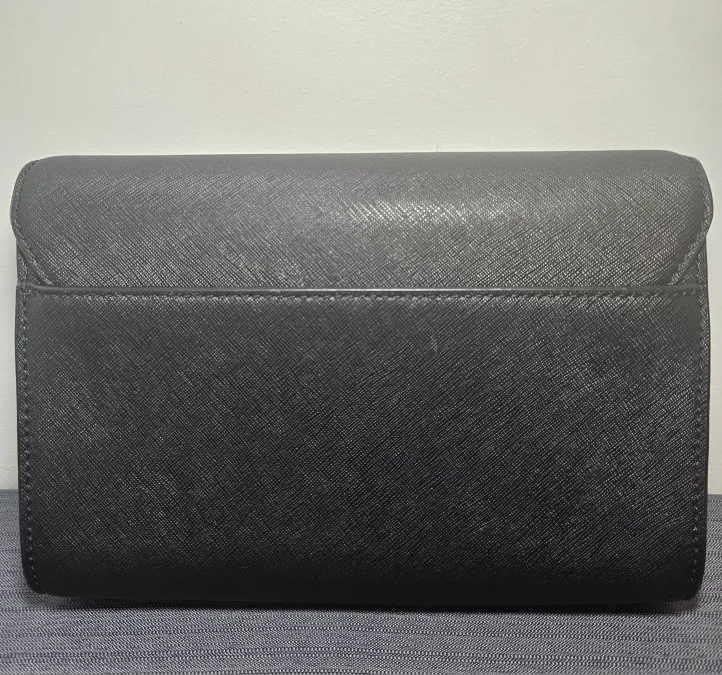 Black Tory Burch Emerson Crossbody Clutch image indicator(7)