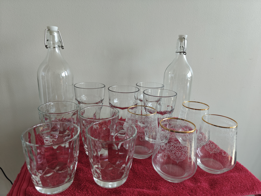 Glass Drinkware Set: Bottles & Glasses - photo 4