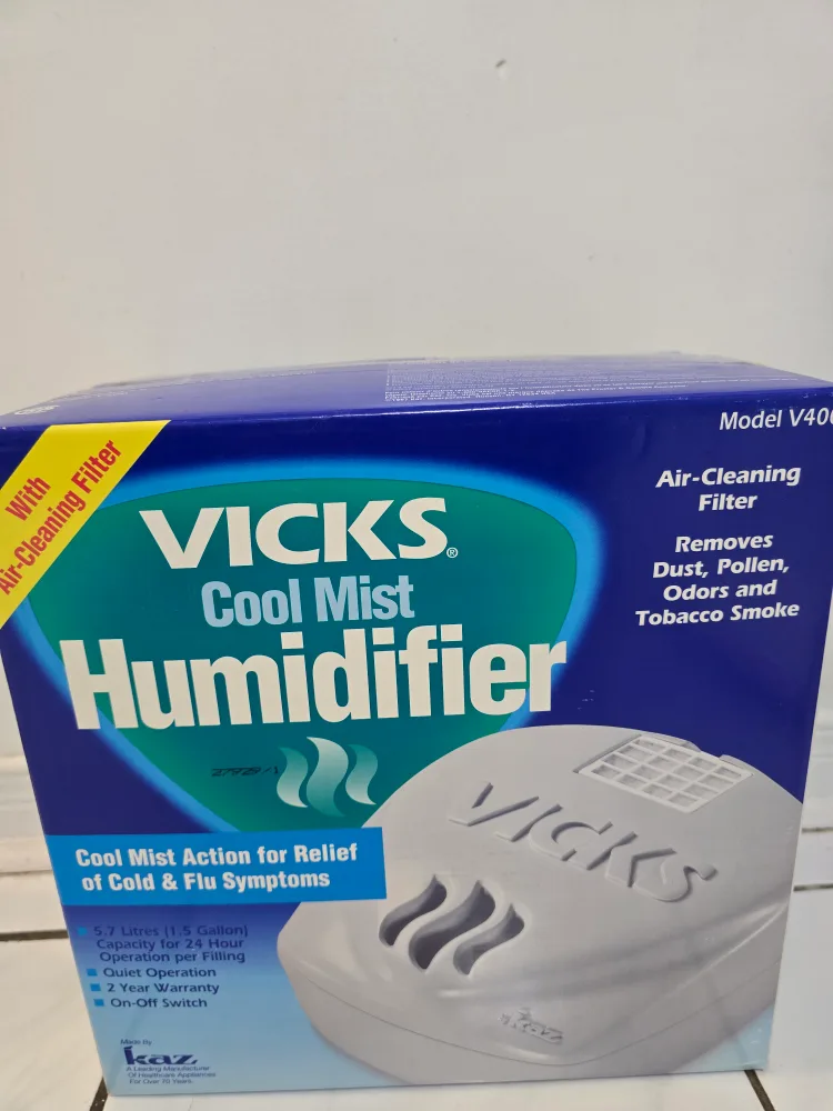 Vicks Cool Mist Humidifier - Model V400 thumbnail