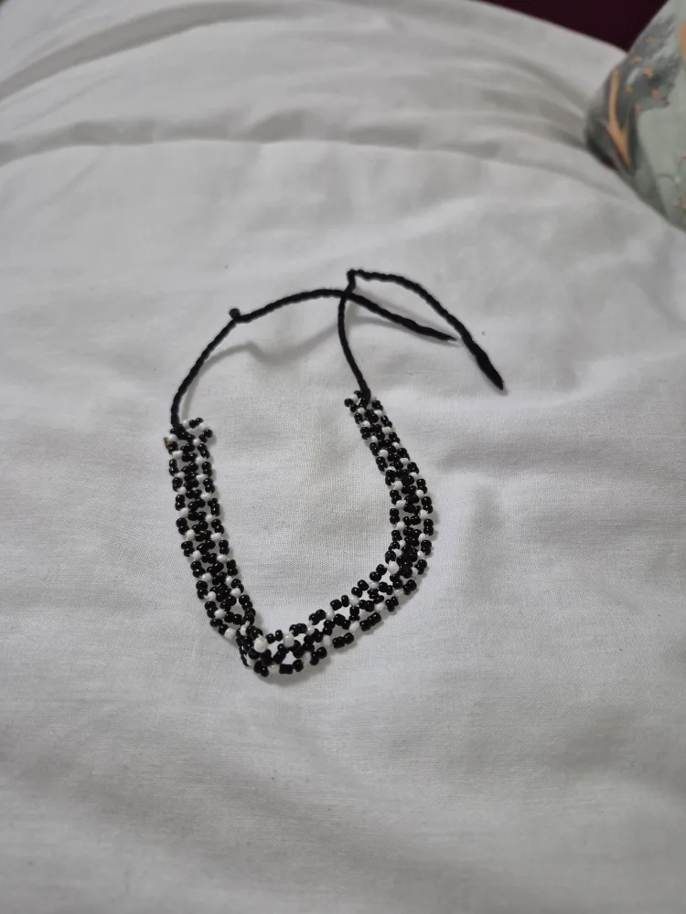 Beaded Anklet - Black and White thumbnail
