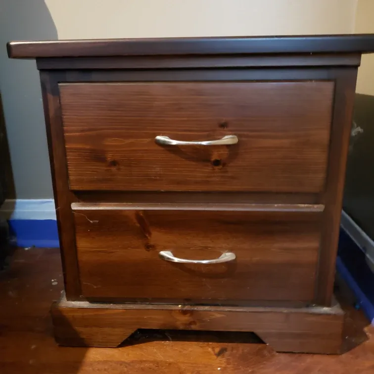 2 Wood Nightstand with 2 Drawers thumbnail
