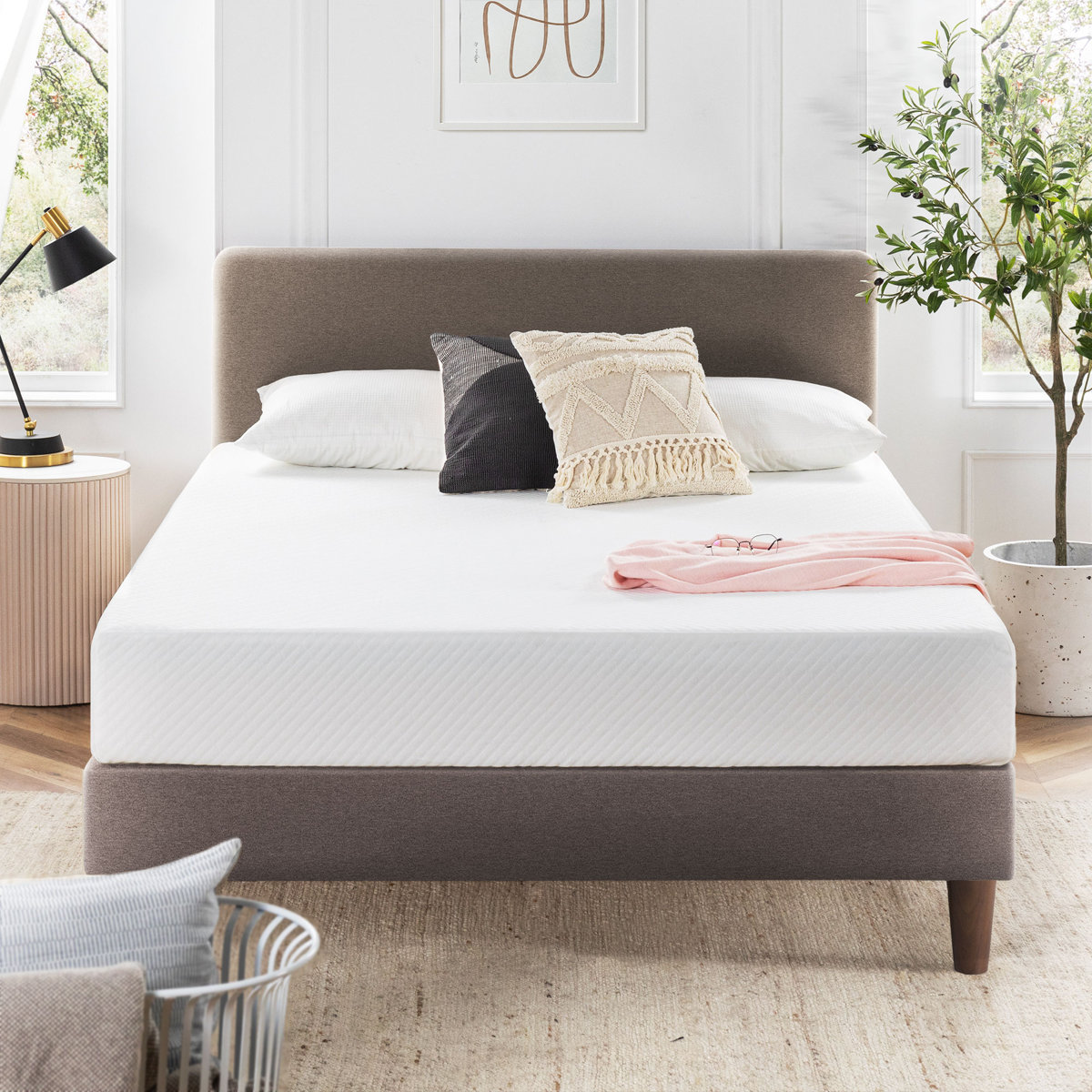 Queen/Full size Foam Mattress with bedbug protecting covers