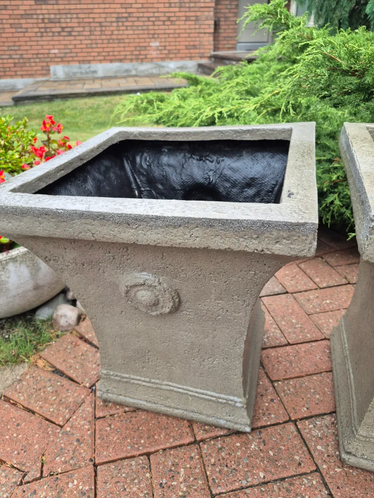 Garden Planters - Beautiful & Elegant Set image indicator(3)