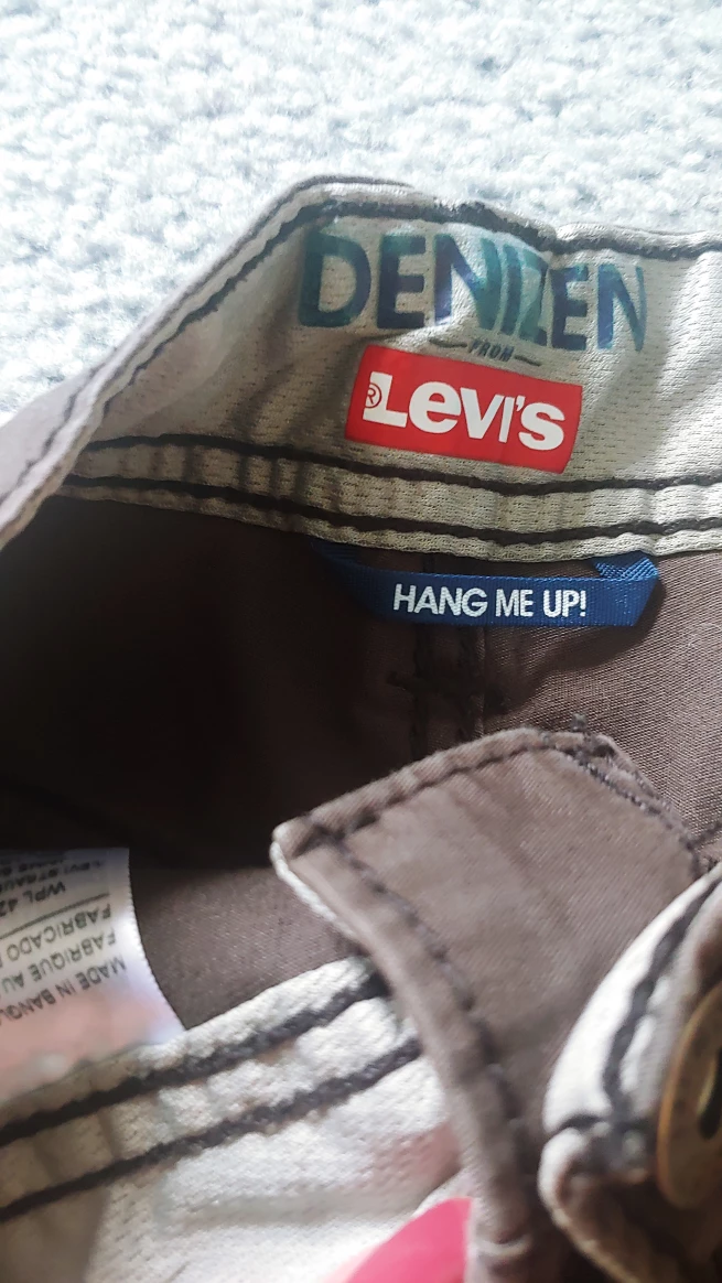 Denizen from Levi's Cargo Shorts, Size 42