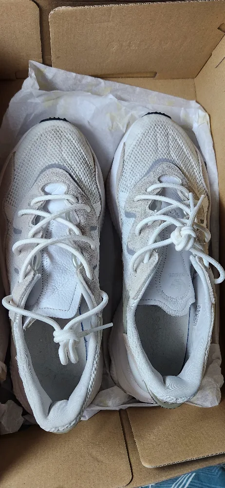 Adidas Ozweego White Sneakers US 10.5 image indicator(4)