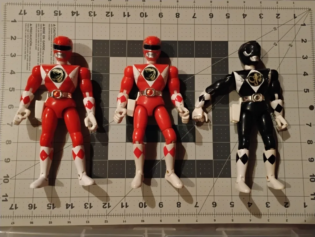 1993 Mighty Morphin Power Rangers Toy Red and Black Rangers thumbnail
