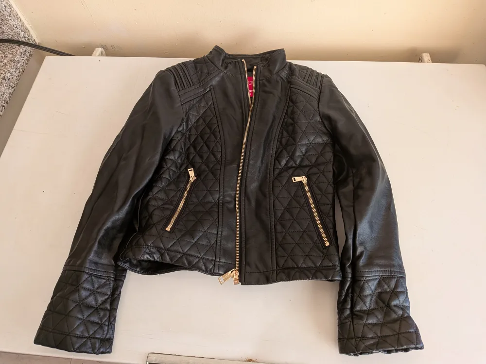 Children's Guess Black Quilted Leather Jacket - Size 8 image indicator(2)