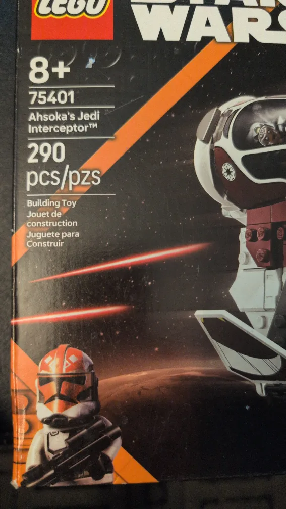 LEGO Star Wars Ahsoka's Jedi Interceptor 75401 image indicator(4)