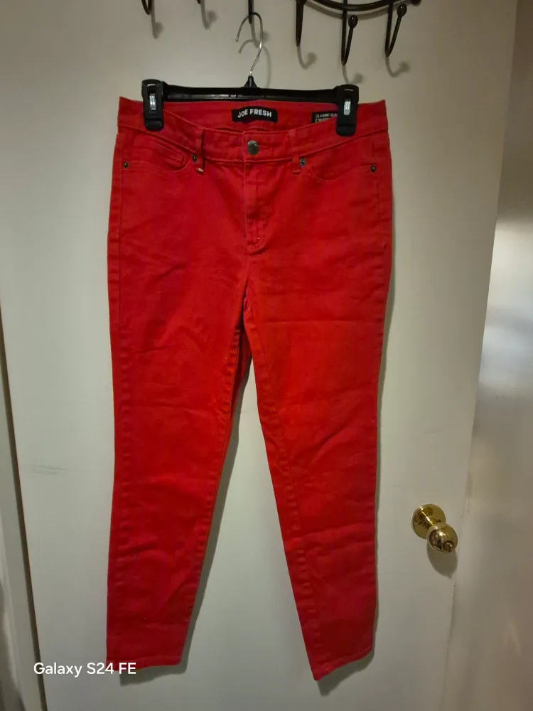 Joe Fresh Red Classic Slim Jeans - Size 29 thumbnail