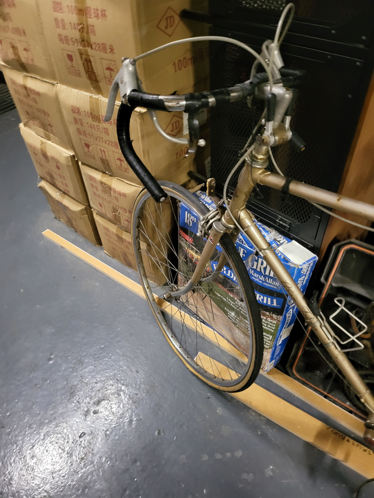 FUJI Road Bike - Great Condition - photo 4