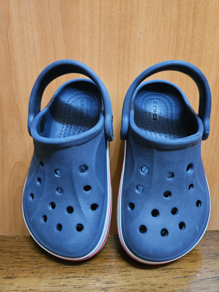 Crocs C7 Kids Navy Blue Clogs