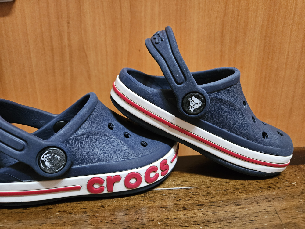 Crocs C7 Kids Navy Blue Clogs - photo 3