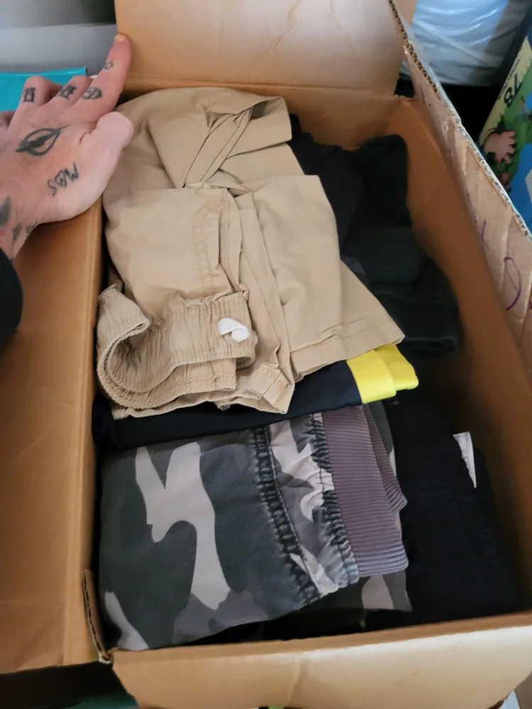 Mixed Clothing Lot - Various Sizes image indicator(2)