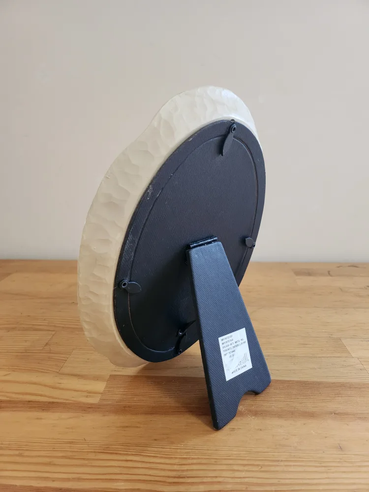 Baby Picture Frame with Noah's Ark Design image indicator(2)