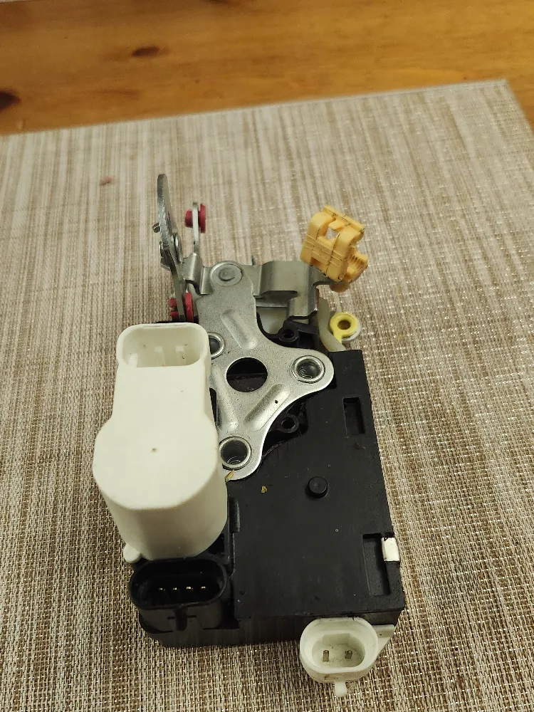 Dorman 931-319 Door Latch Actuator image indicator(3)