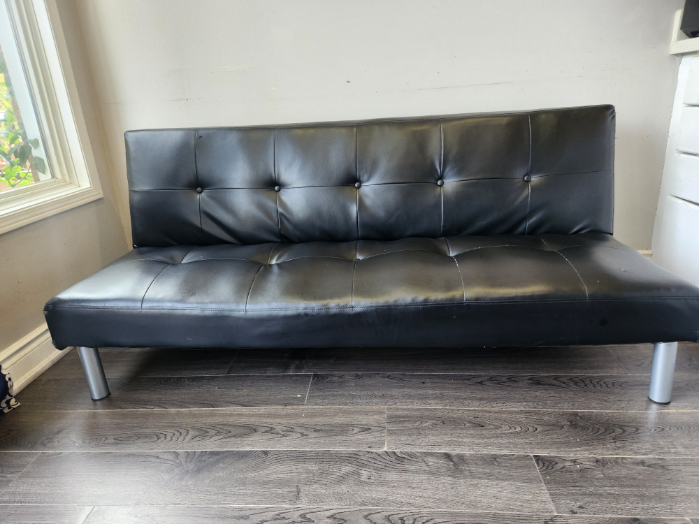 Black Futon - Great Condition! - photo 2