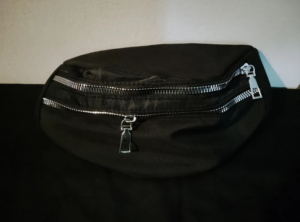 Black Fanny Pack thumbnail