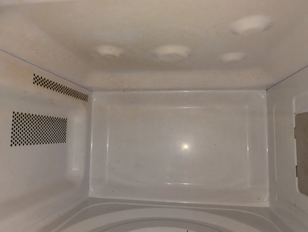 Hamilton Beach Microwave Oven - 1.1 cu ft image indicator(8)