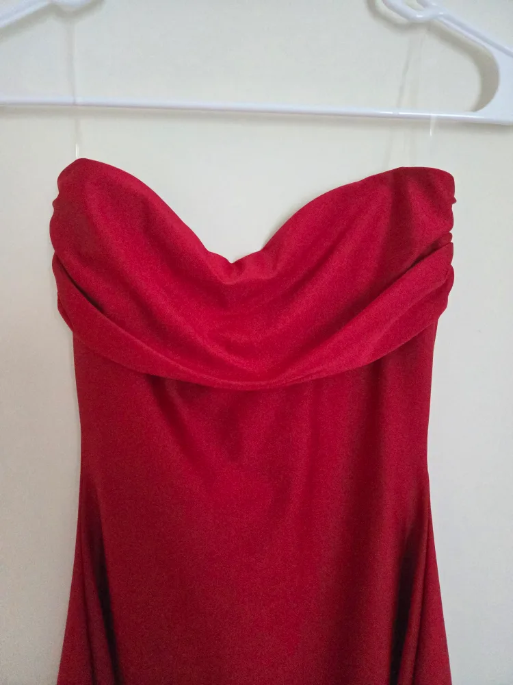 Windsor Red Strapless Dress - Size M image indicator(2)