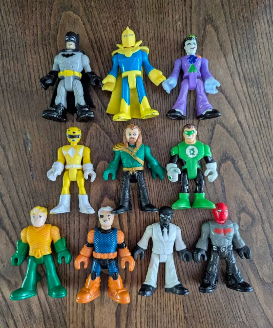 Super Friends Action Figures Lot image indicator(3)