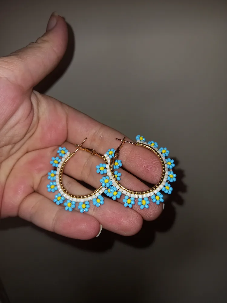 Blue Flower Beaded Hoop Earrings image indicator(3)