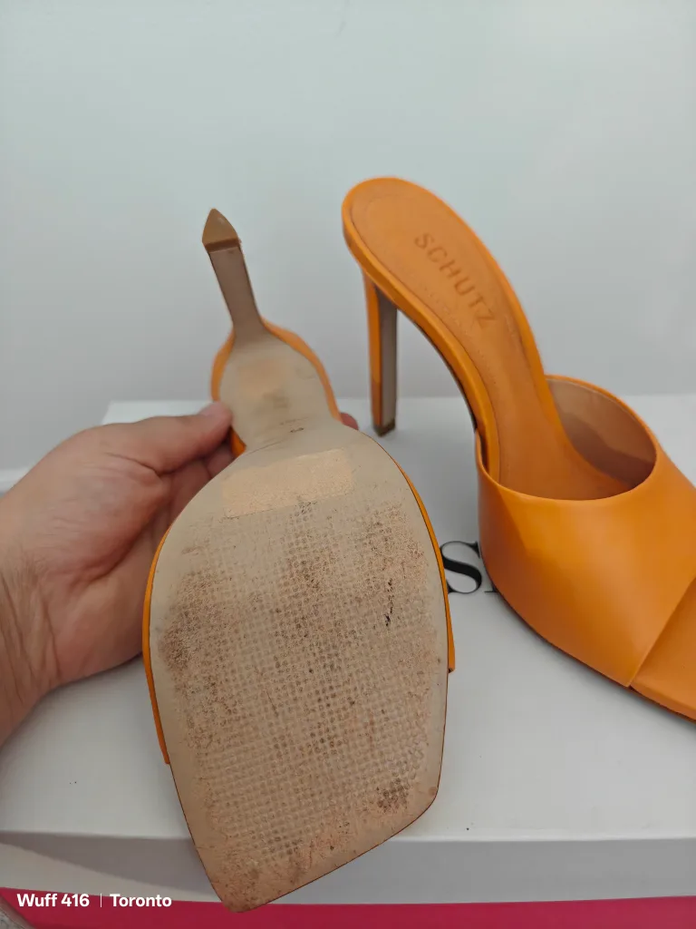 Schutz Heels image indicator(3)