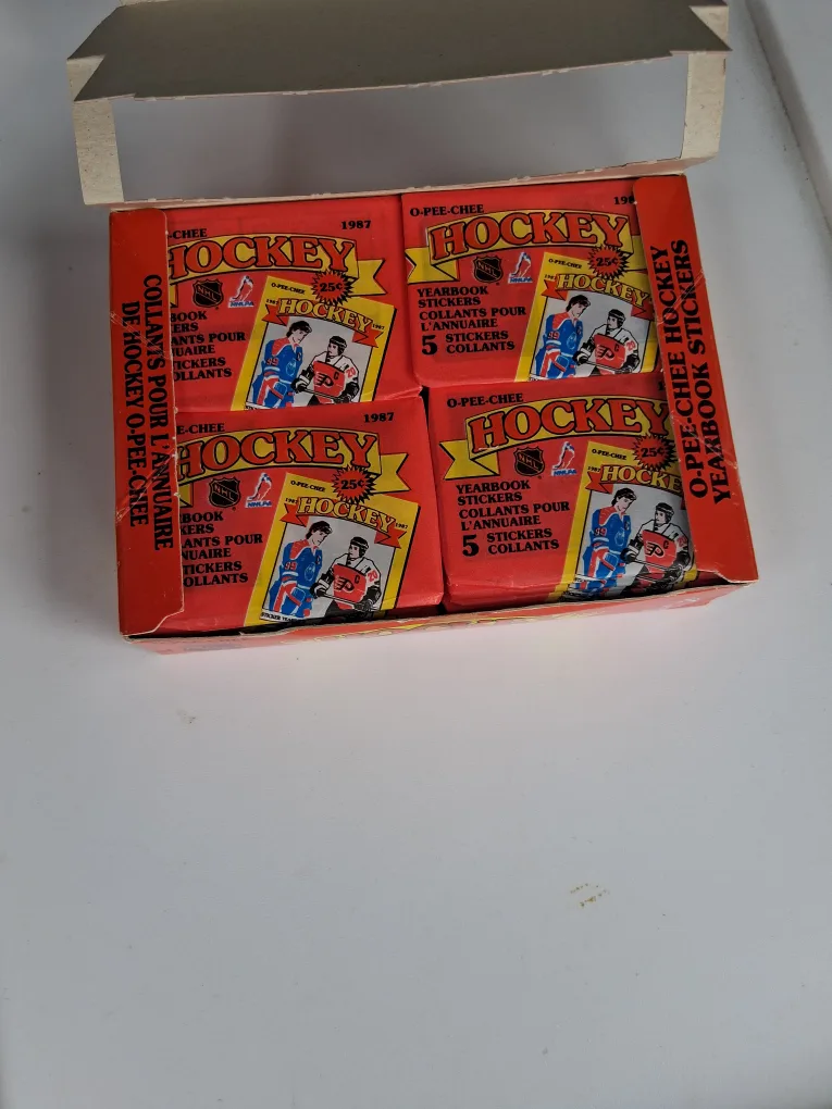 O-Pee-Chee 1987 Hockey Yearbook Stickers - 48 CT Box image indicator(3)
