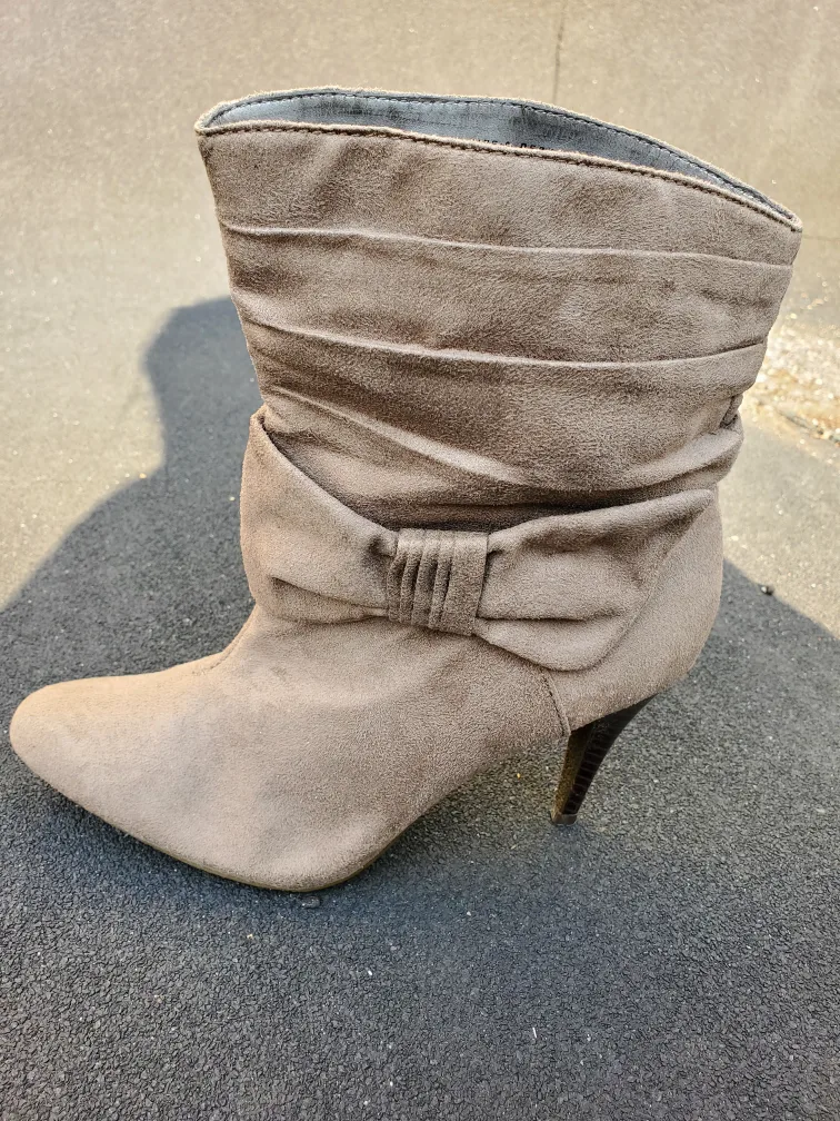 Alfred Sung Pure suede bow high heel ankle boots thumbnail
