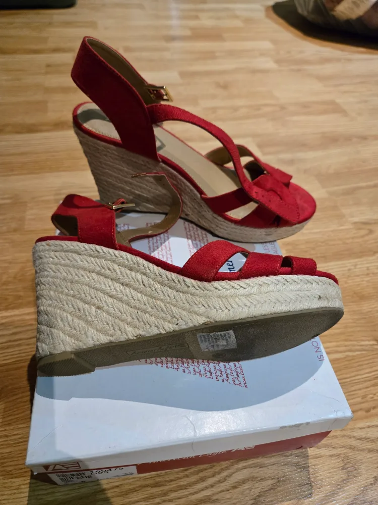 American Eagle Red Wedge Sandals - Size 8 image indicator(4)