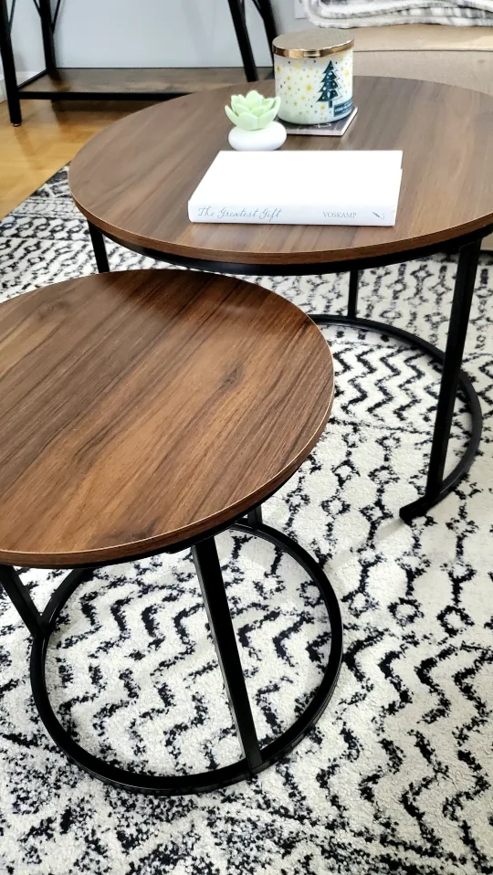 2 Round Coffee Tables set (new) image indicator(2)