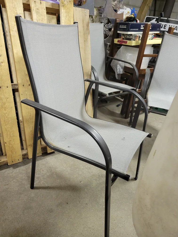 Glass Top Patio Table - Outdoor Dining image indicator(3)