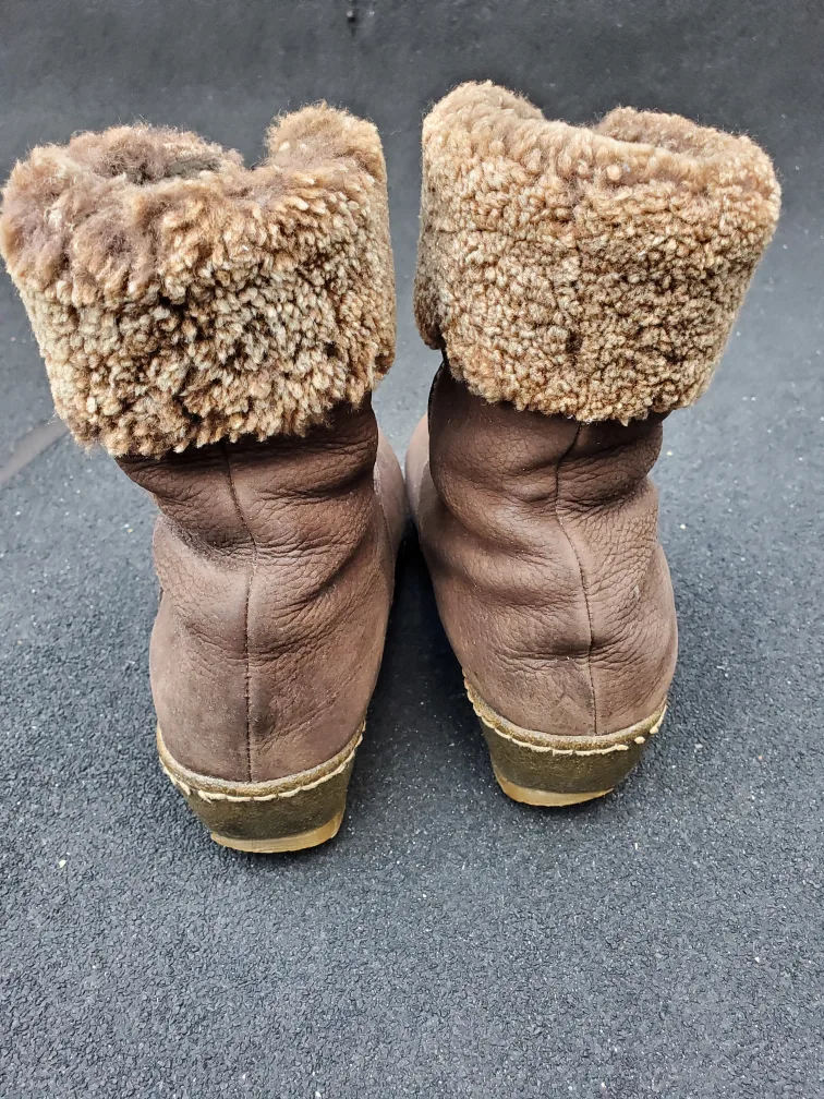 Pajar brown/tan leather sherpa lined ankle boots - size 8 image indicator(4)